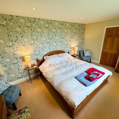 Cockley Hill Farm Bed & Breakfast ブラックリー エクステリア 写真
